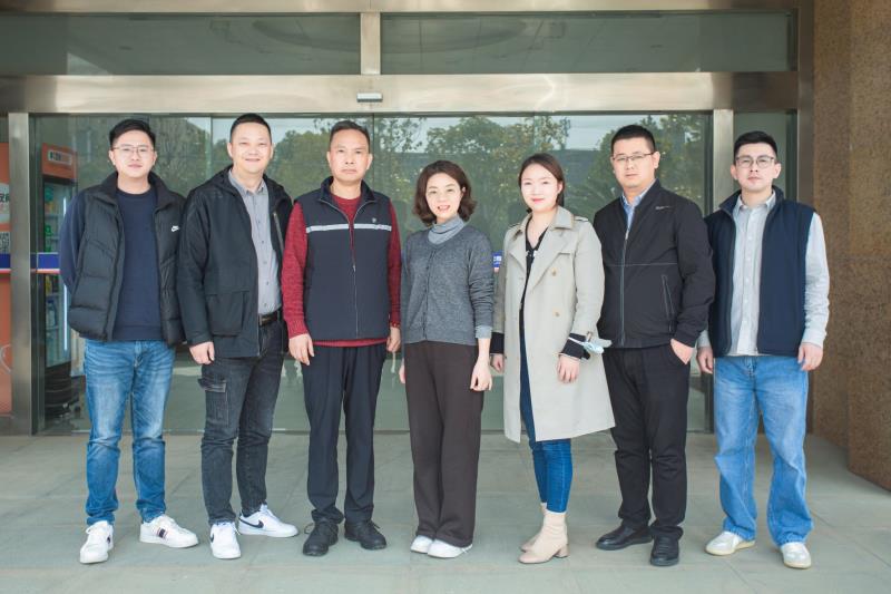 熱烈歡迎九州通醫藥集團領導蒞臨我司指導